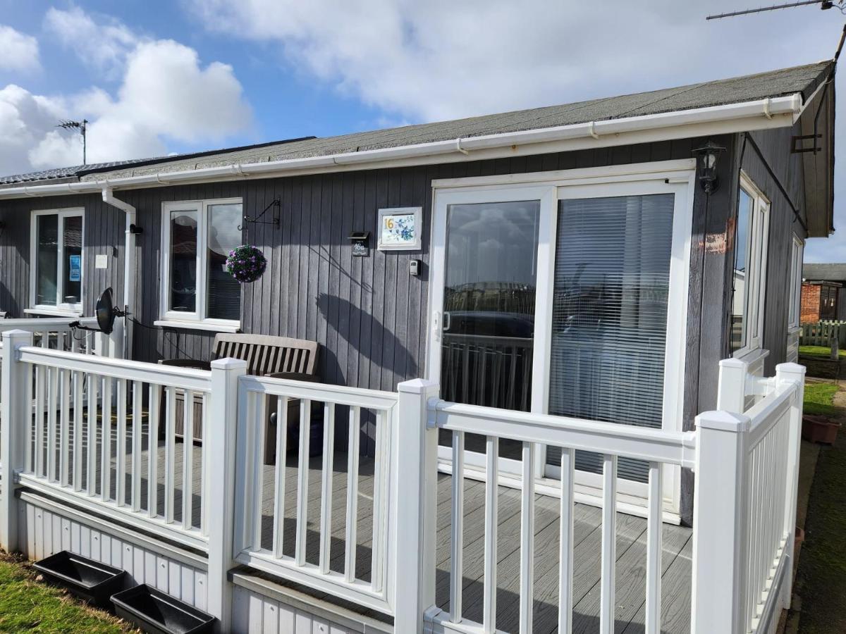 Franky N Bettys Villa Bridlington Exterior photo